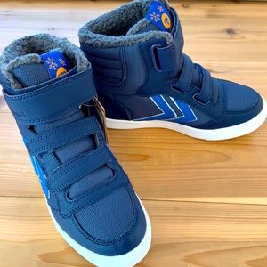 Hummel Stadil Poly Boot Mid Jr. - Blue EU 37